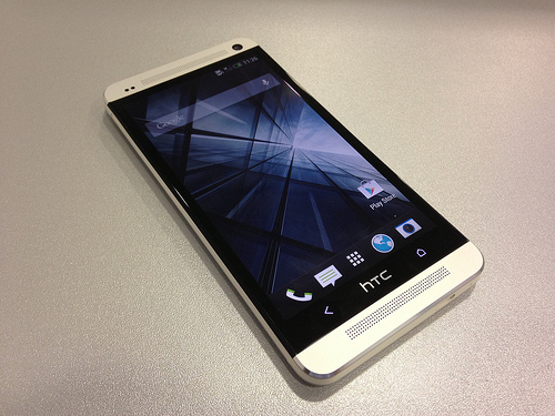 HTC One Graphics Outpaces Most